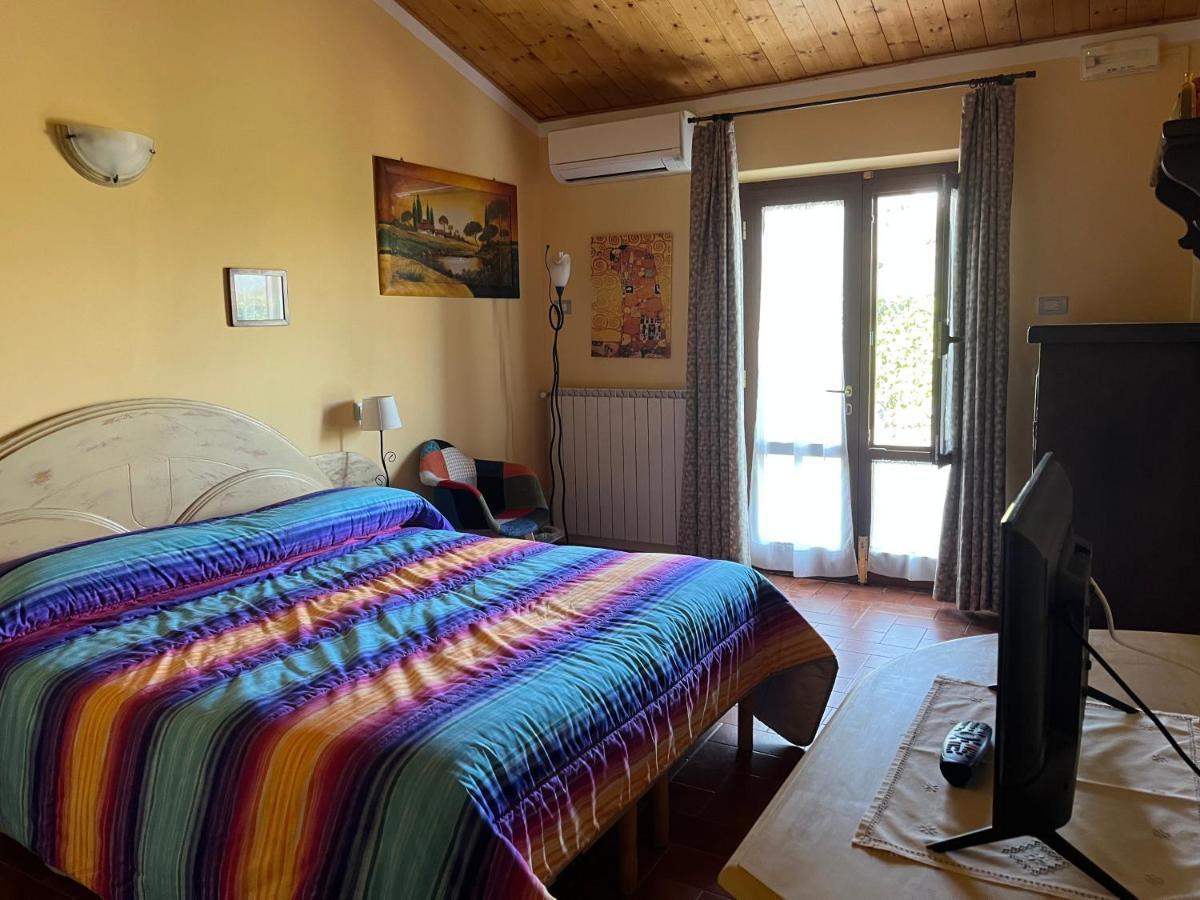 Agriturismo Poggio Del Drago Montemerano Buitenkant foto