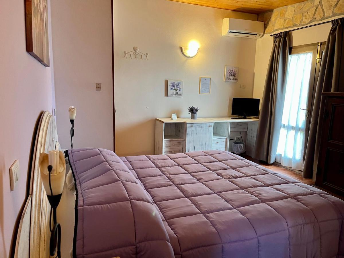 Agriturismo Poggio Del Drago Montemerano Buitenkant foto