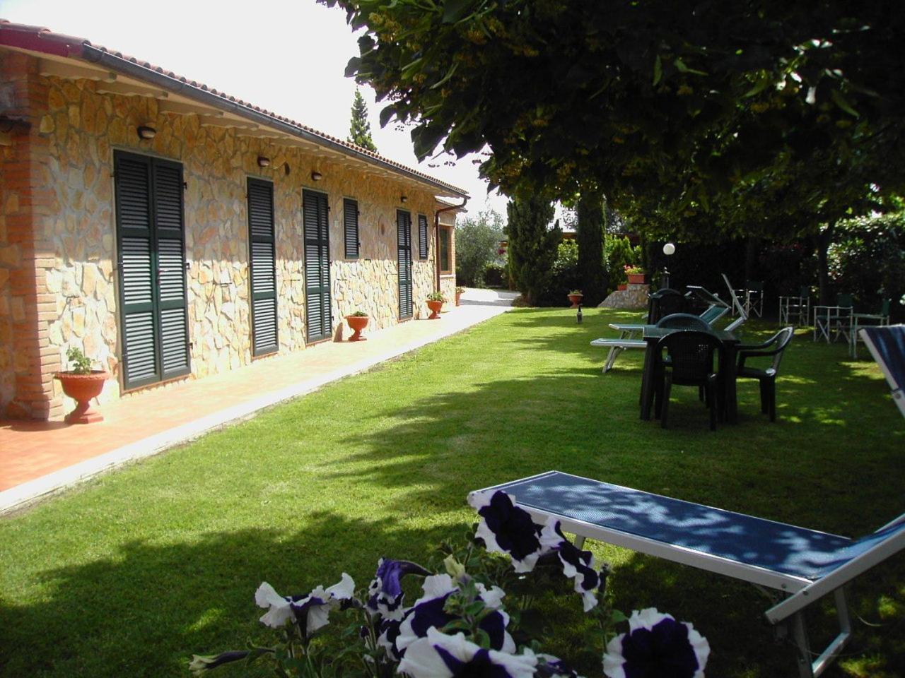 Agriturismo Poggio Del Drago Montemerano Buitenkant foto